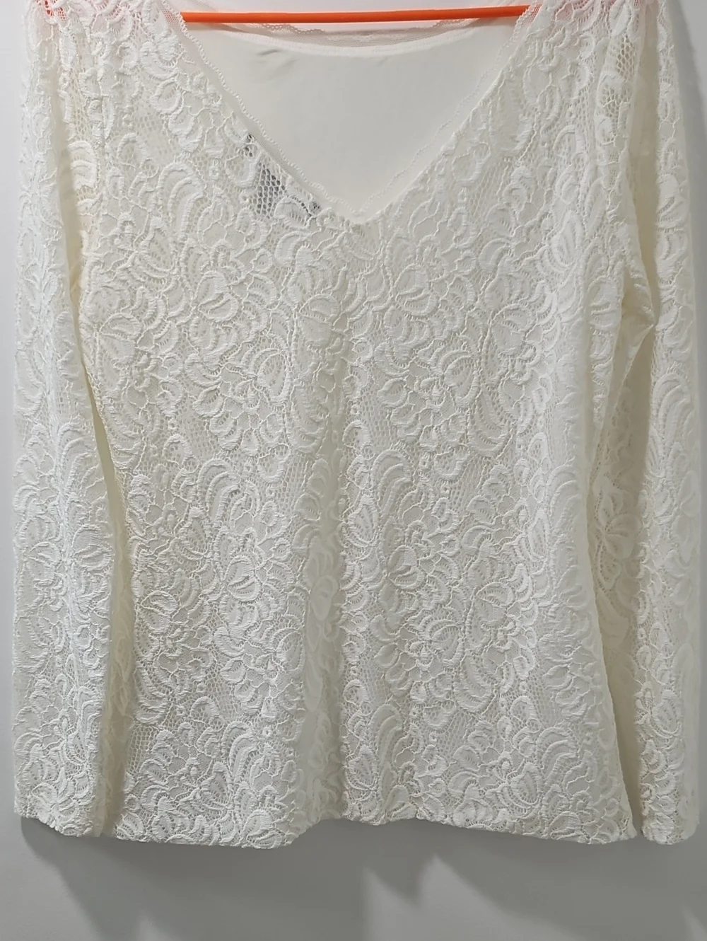 NWOT White House Black Market Ivory Lace Boatneck Top Medium
